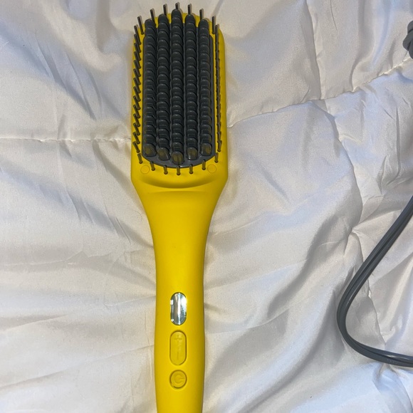 Drybar straightening brush main image 4
